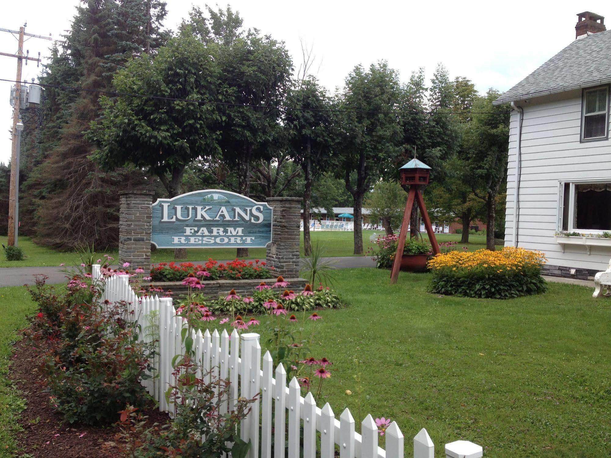 Lukans Farm Resort Hawley Ngoại thất bức ảnh